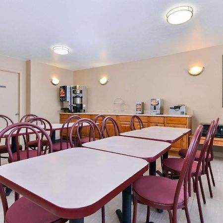 Days Inn By Wyndham Albuquerque Northeast Bagian luar foto